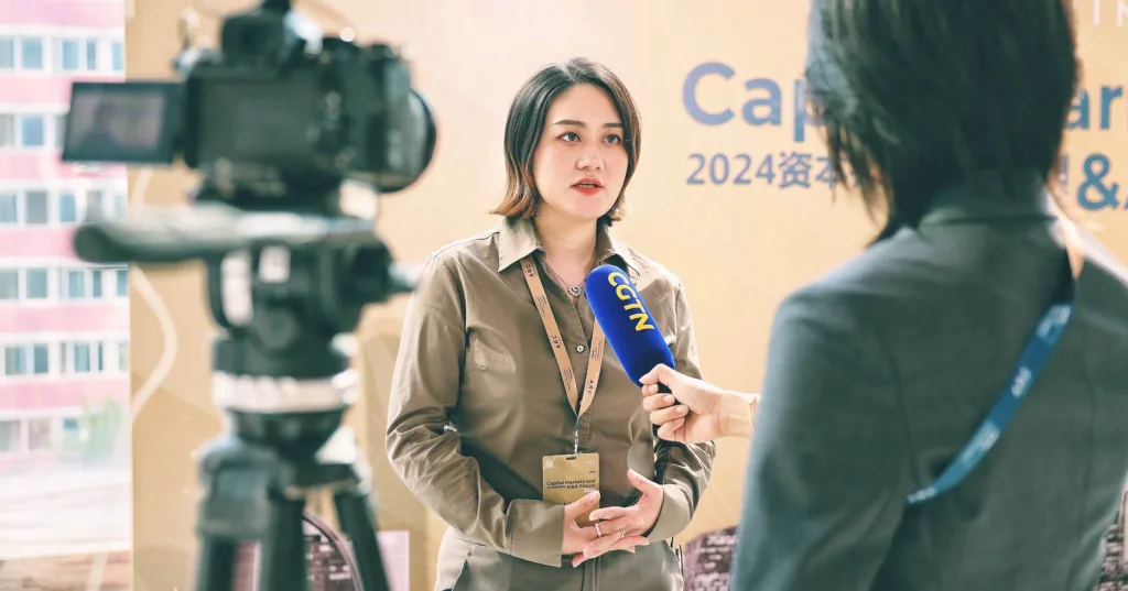 高管对话 —— Crystal Zhang：女性领导力的破局与重塑