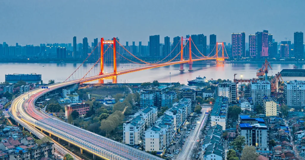 把握当下：中国上市公司海外并购的黄金机遇